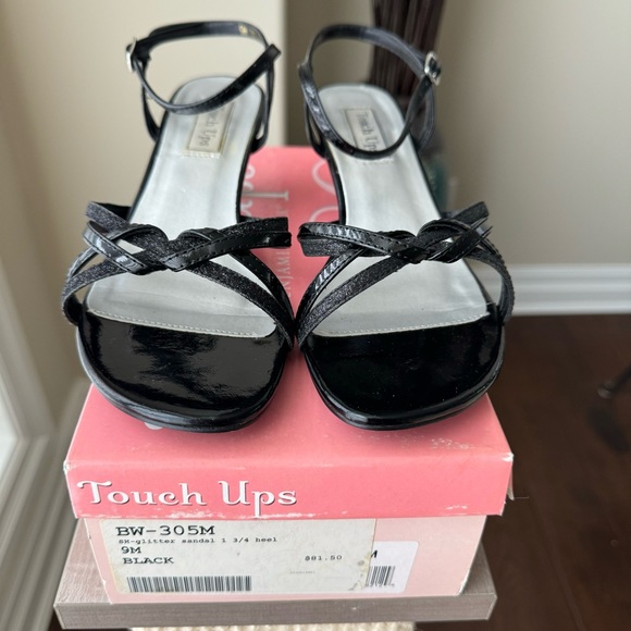 Women’s Size 9 Ankle Strap Sandal by Touch Ups - very comfortable dressy sandals - Picture 6 of 9